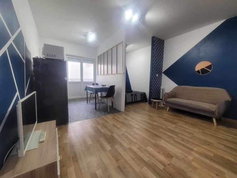 Rnb Locations Macon Apartment Room photo